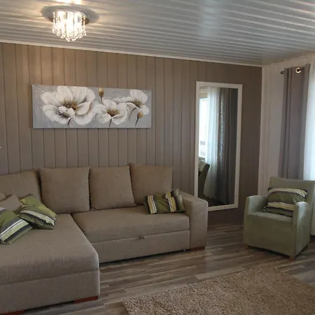 Holiday home Hattusaaren Rantamajat *