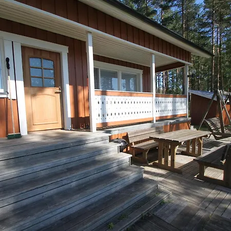 Holiday home Hattusaaren Rantamajat