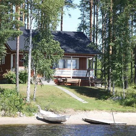 Casa de Férias Hattusaaren Rantamajat Kolinkylä